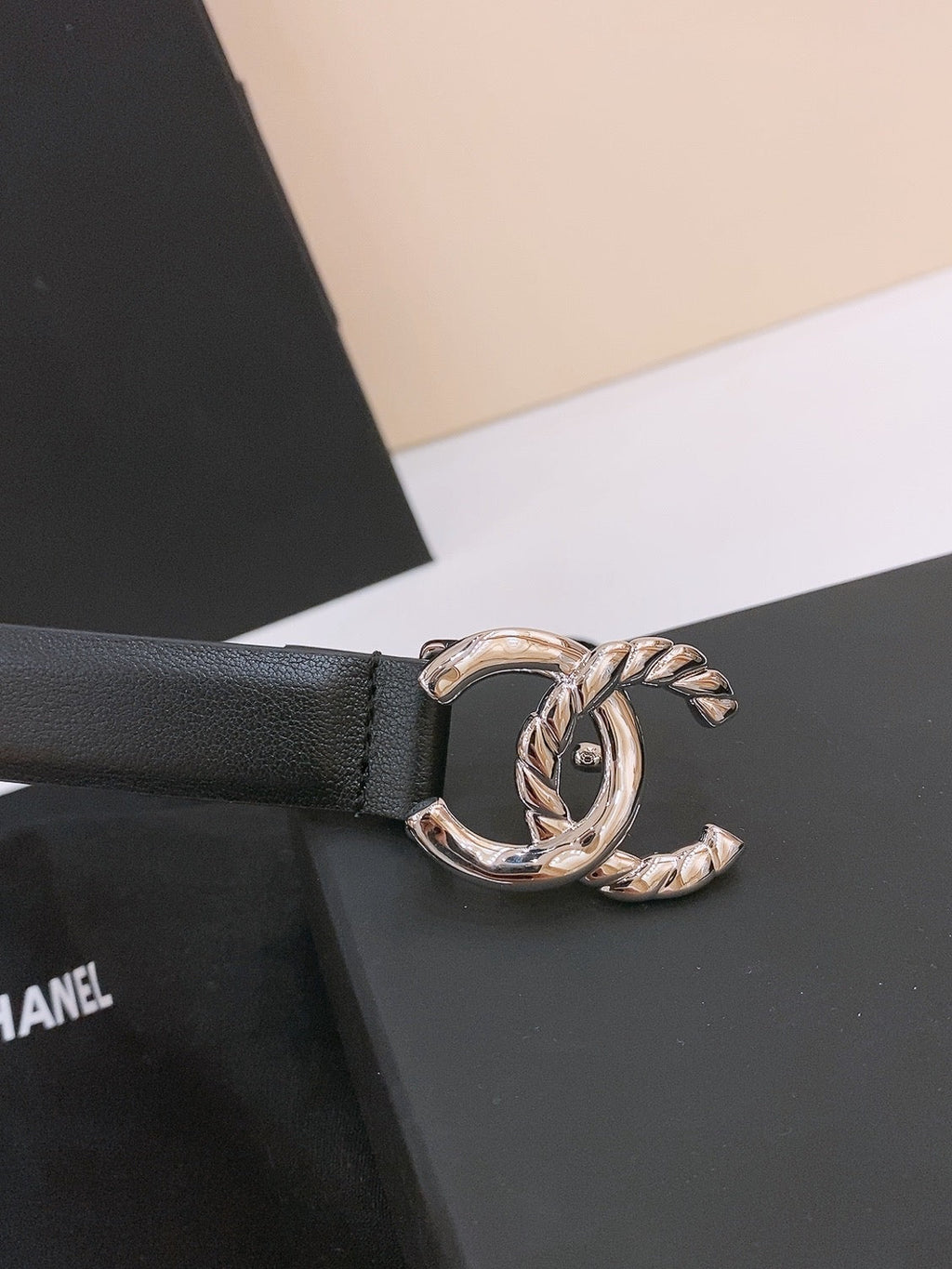 CHANEL DOUBLE C BELT 20MM IN BLACK CALFSKIN WITH SILVER CHAIN INTERWOVEN BUCKLE