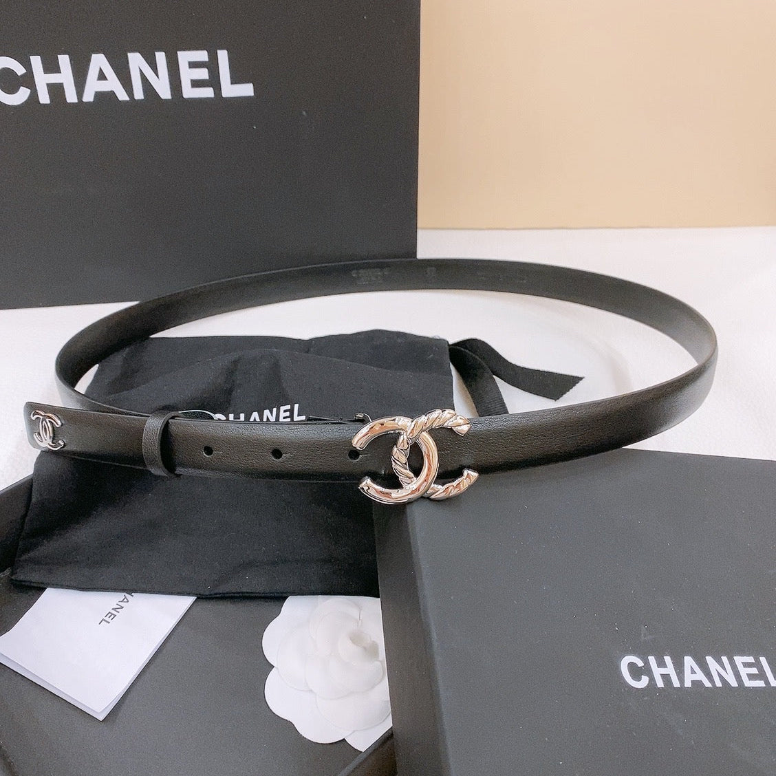 CHANEL DOUBLE C BELT 20MM IN BLACK CALFSKIN WITH SILVER CHAIN INTERWOVEN BUCKLE