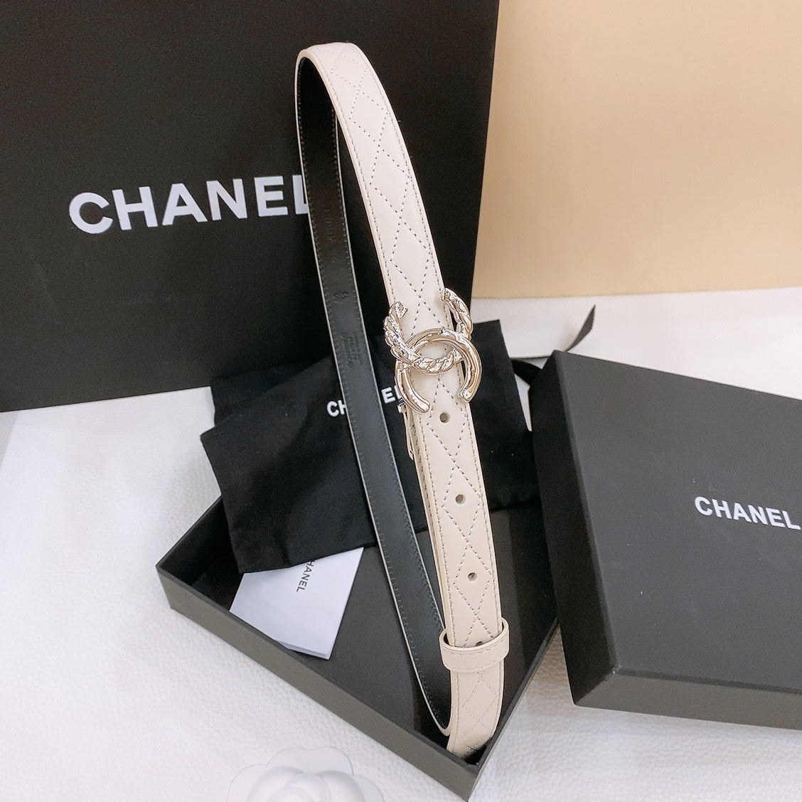 CHANEL DOUBLE C BELT 20MM IN WHITE CALFSKIN WITH QUILTED STITCHING SPIRAL SILVER BUCKLE