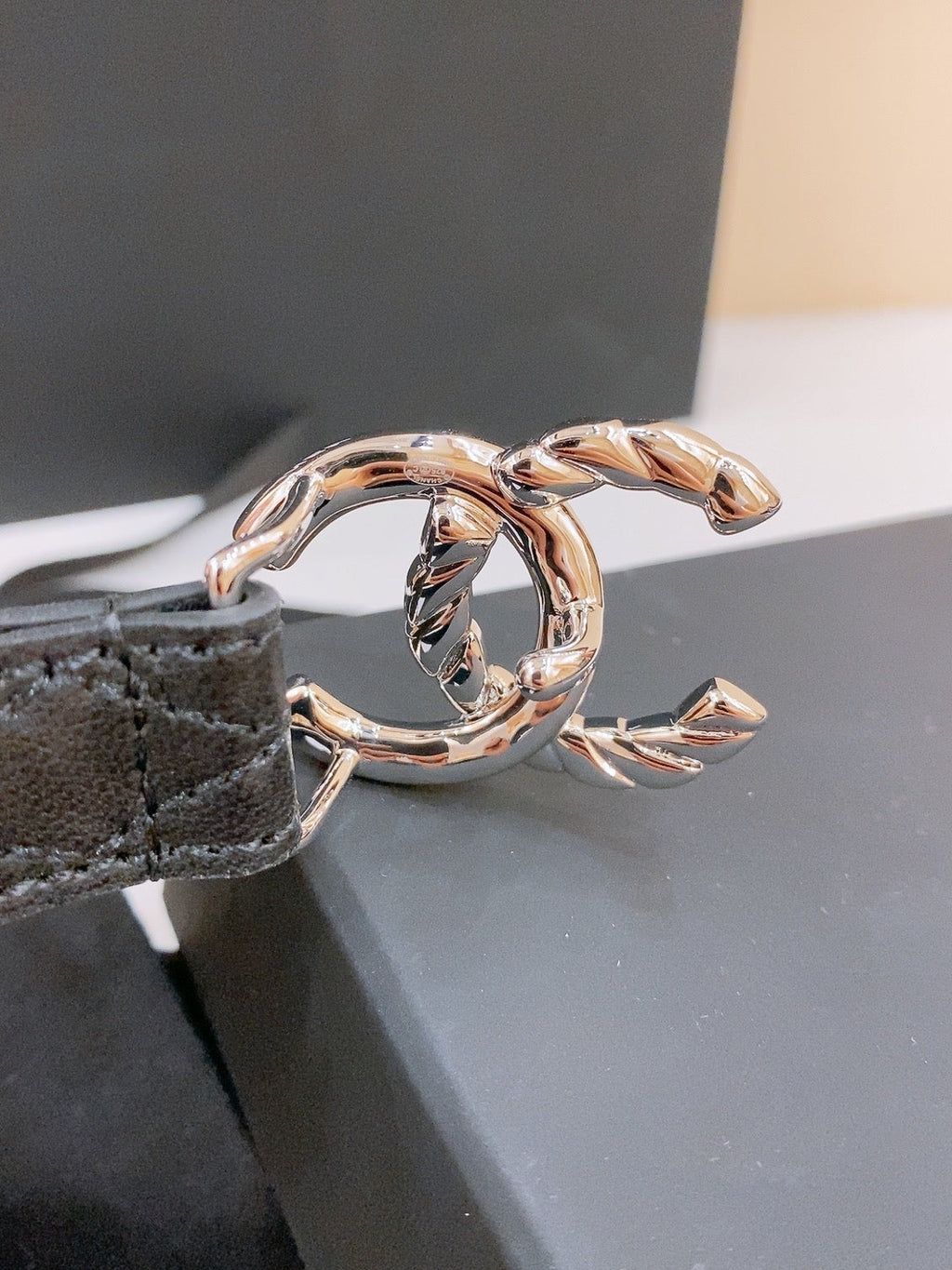 CHANEL DOUBLE C BELT 20MM IN BLACK CALFSKIN WITH QUILTED STITCHING AND SPIRAL SILVER BUCKLE