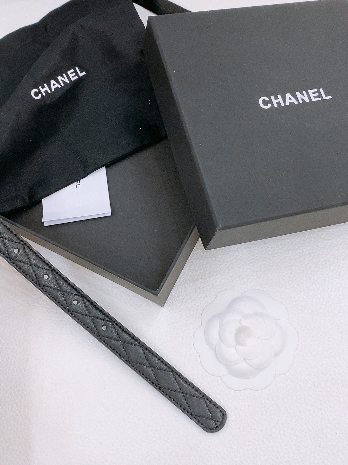 CHANEL DOUBLE C BELT 20MM IN BLACK CALFSKIN WITH QUILTED STITCHING AND SPIRAL GOLD BUCKLE
