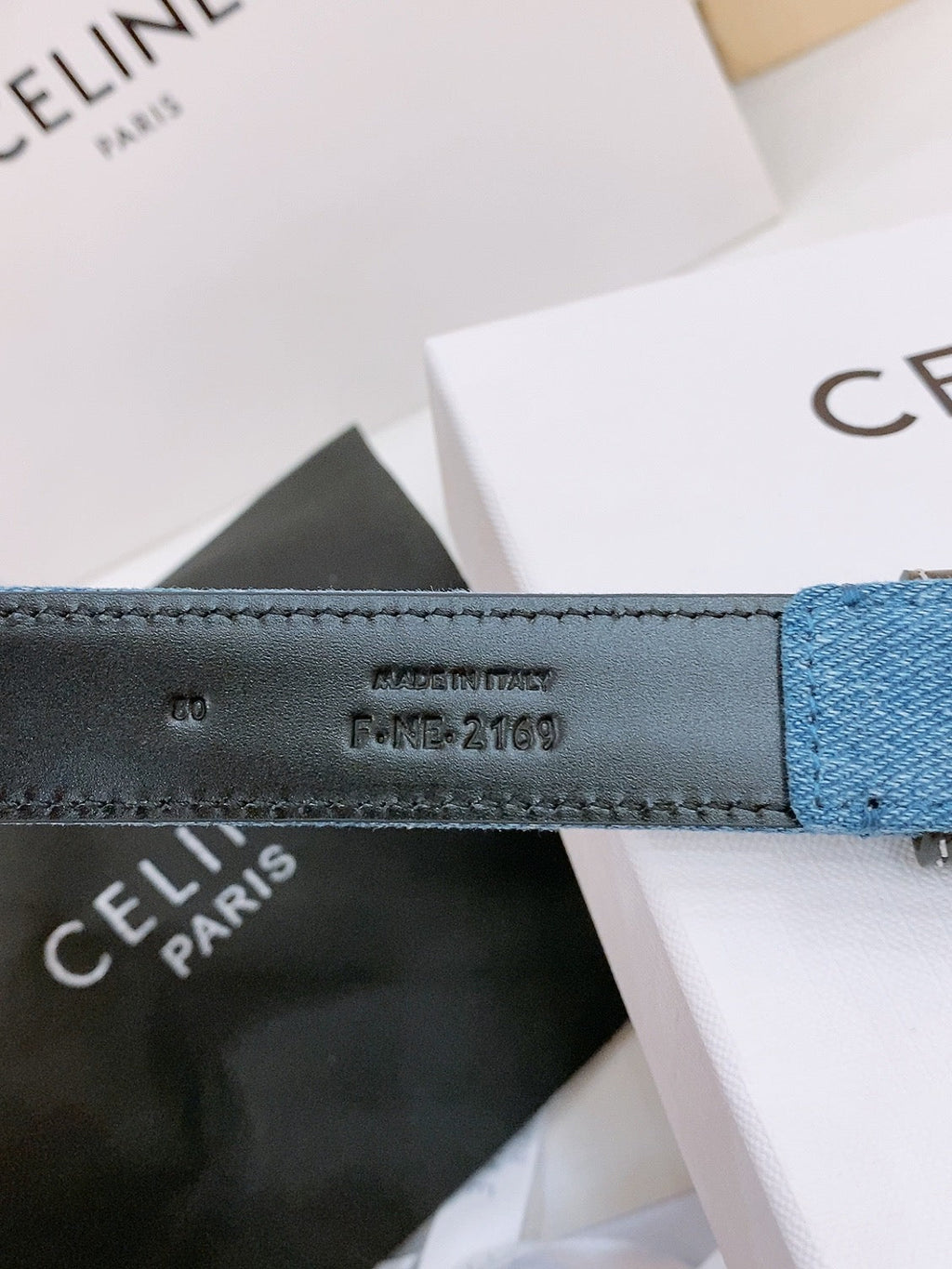 CELINE 25S BELT TRIOMPHE TAURILLON 25MM IN BLACK CALFSKIN AND DENIM 558349